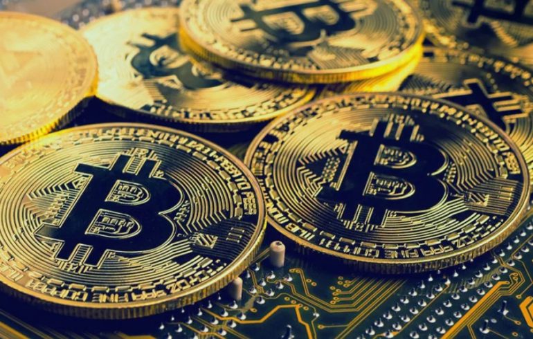 Банкиры разоткровенничались? Банкам запрещают работать с криптой?