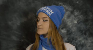 Снежный подиум: какую шапку выбрать зимой?